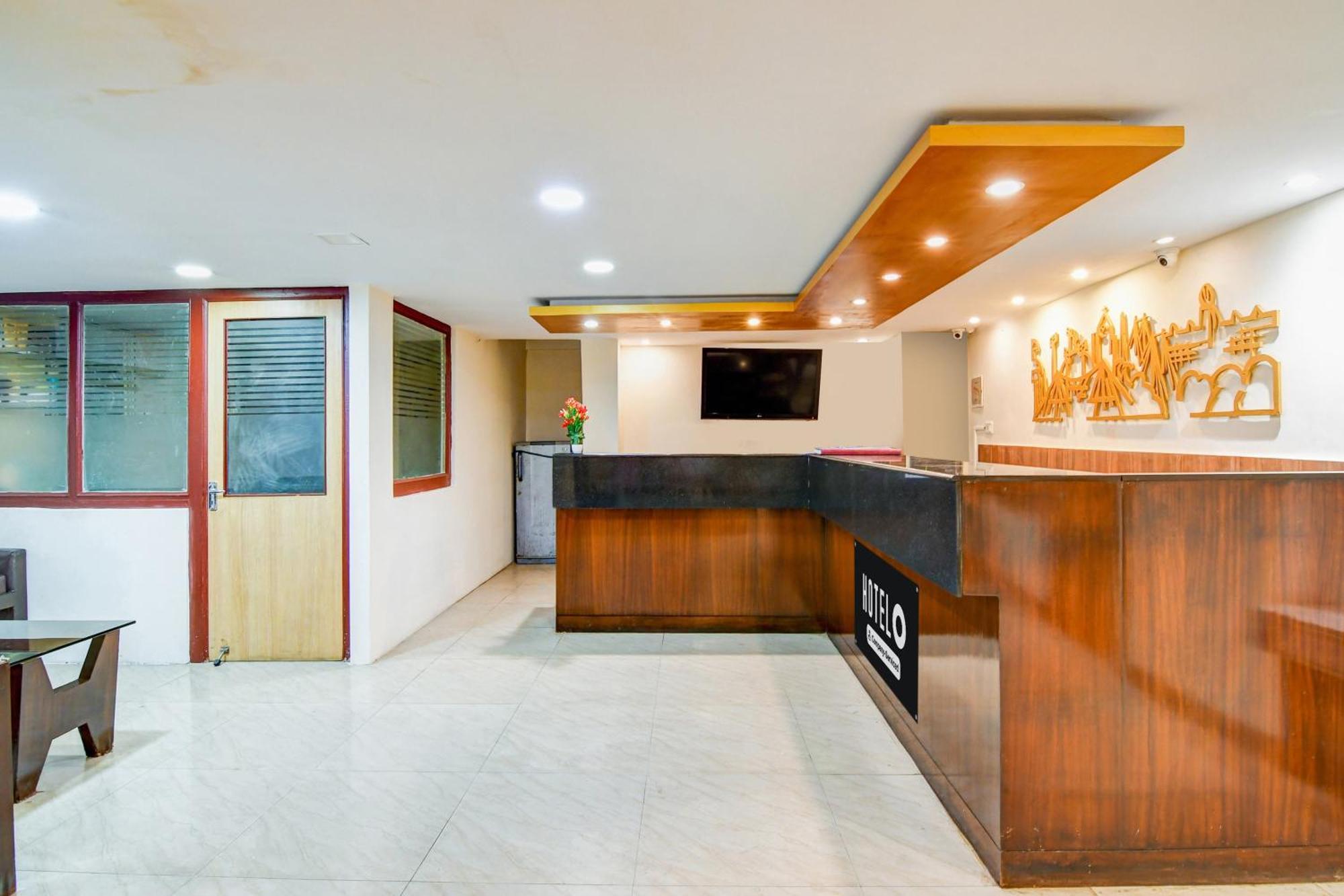 Super Hotel O Sarat Bose Road Formerly Shree Guest House コルカタ エクステリア 写真