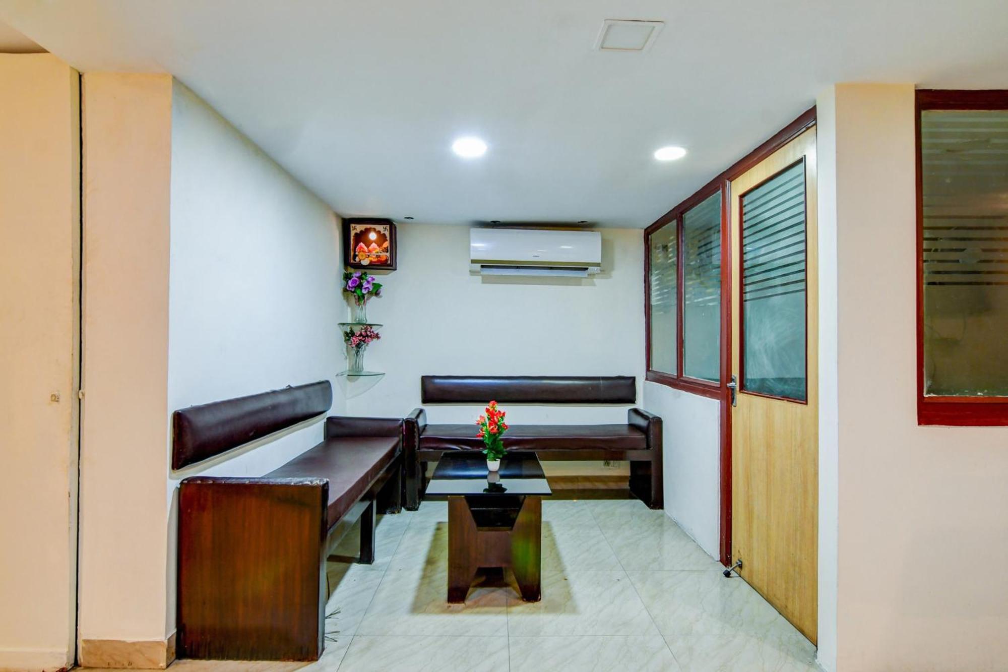 Super Hotel O Sarat Bose Road Formerly Shree Guest House コルカタ エクステリア 写真